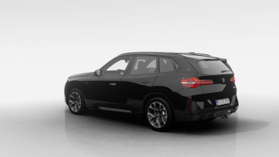 BMW X3 20 xDrive (pohľad zboku)