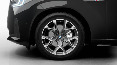 BMW X3 20 xDrive (pohľad spredu)