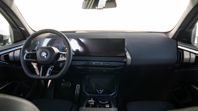 BMW X3 20 xDrive (pohľad do interiéru)