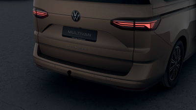 VW Multivan Bulli Long 2.0 TDI (pohľad do interiéru)