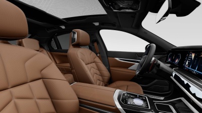 BMW M760e xDrive Sedan