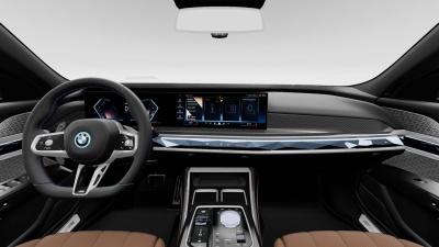 BMW M760e xDrive Sedan (pohľad do interiéru)