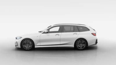 BMW 320d xDrive Touring (pohľad zozadu)
