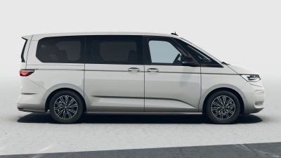 VW Multivan Bulli Long 2.0 TDI (pohľad do interiéru)