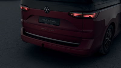 VW Multivan Bulli Long 2.0 TDI (pohľad do interiéru)