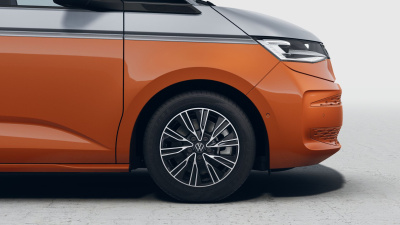 VW Multivan Bulli Long 2.0 TDI (pohľad spredu)