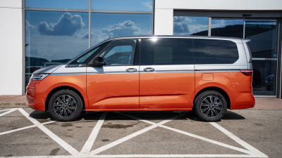 VW Multivan Bulli Long 2.0 TDI (pohľad zboku)