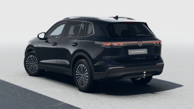 VW Tiguan 1.5 eTSI Limited (pohľad zozadu)