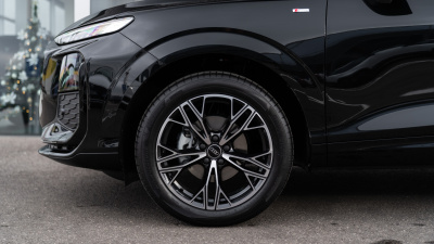 AUDI Q3 SUV 1.5 TFSI (pohľad do interiéru)