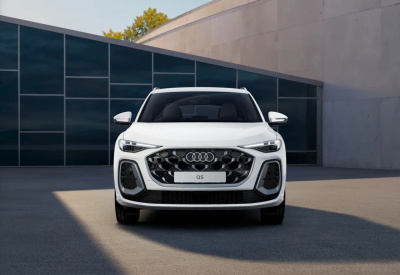 AUDI Q5 Sportback 2.0 TDI Quattro  (pohľad zboku)