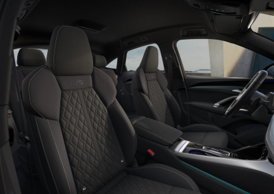 AUDI Q5 Sportback 2.0 TDI Quattro  (pohľad do interiéru)