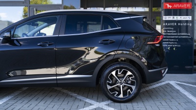 Kia Sportage 1.6 T-GDi Gold (pohľad do interiéru)