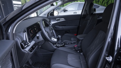 Kia Sportage 1.6 T-GDi Gold (pohľad do interiéru)
