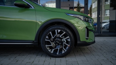 Kia XCeed 1.5 T-GDi Gold (pohľad do interiéru)