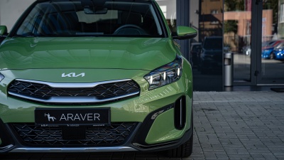 Kia XCeed 1.5 T-GDi Gold (pohľad do interiéru)