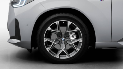 BMW X3 20d xDrive (pohľad spredu)