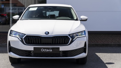 Škoda Octavia 2.0 TDI Drive 130 Plus (pohľad do interiéru)