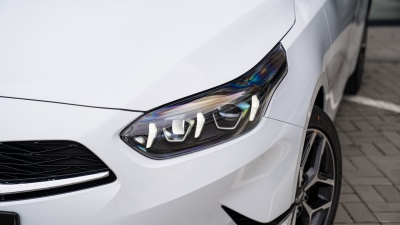 Kia Ceed SW 1.5 T-GDi 7DCT Gold (pohľad do interiéru)