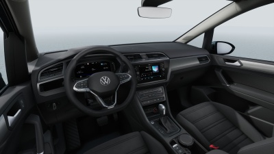 VW Touran 1.5 TSI Limited (pohľad do interiéru)