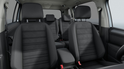 VW Touran 1.5 TSI Limited (pohľad do interiéru)