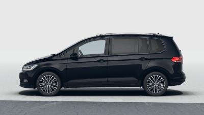 VW Touran 1.5 TSI Limited (pohľad zboku)