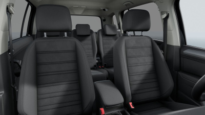 VW Touran 1.5 TSI Limited (pohľad do interiéru)