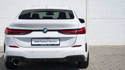 BMW 218i Gran Coupé (pohľad do interiéru)