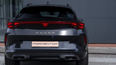 CUPRA Formentor 2.0 TSI 4x4 (pohľad do interiéru)