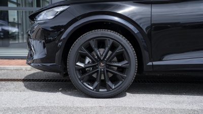 CUPRA Formentor 2.0 TSI 4x4 (pohľad do interiéru)