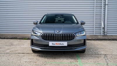 Škoda Superb Combi 2.0 TDI Selection (pohľad do interiéru)