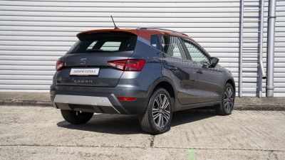 SEAT Arona 1.0 TSI Xcelence (pohľad spredu)