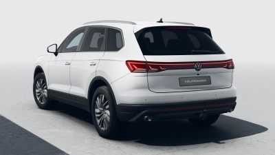 VW Touareg 3.0 TDI Limited (pohľad zozadu)