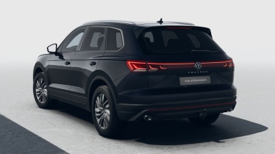 VW Touareg 3.0 TDI Limited (pohľad zozadu)