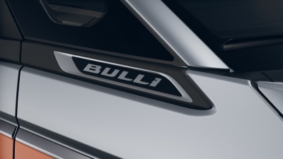 VW Multivan Bulli 2.0 TDI (pohľad do interiéru)