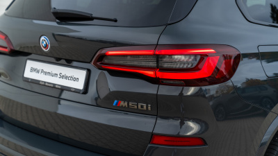 BMW X5 M50i xDrive