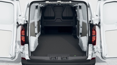 VW Transporter Basis LR 2.0 TDI (pohľad do interiéru)