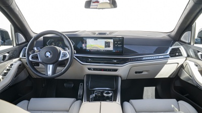 BMW X5 40d xDrive (pohľad do interiéru)