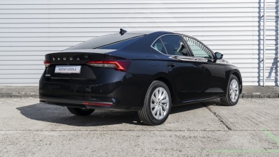 Škoda Octavia 2.0 TDI First Edition (pohľad do interiéru)