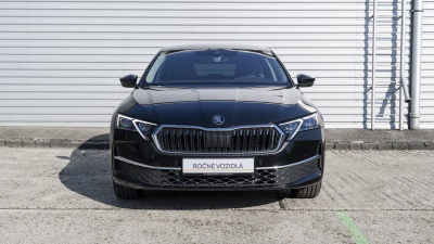 Škoda Octavia 2.0 TDI First Edition (pohľad zboku)
