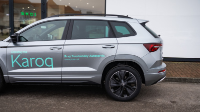 Škoda Karoq 1.5 TSI Sportline (pohľad do interiéru)