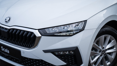 Škoda Scala 1.5 TSI Drive Plus 130 (pohľad spredu)