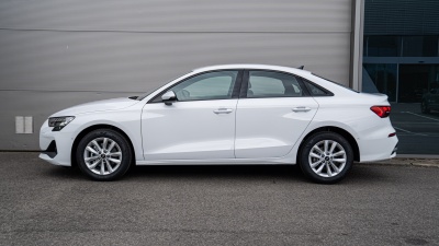 AUDI A3 Limousine 1.5 TFSI (pohľad zboku)