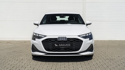 AUDI A3 Limousine 1.5 TFSI (pohľad spredu)