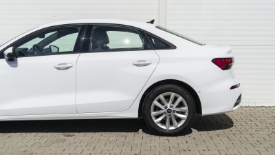 AUDI A3 Limousine 1.5 TFSI (pohľad do interiéru)