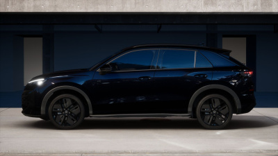 VW T-Roc 1.5 eTSI R-Line (pohľad zboku)