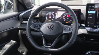 VW T-Roc 1.5 eTSI R-Line