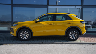 VW T-Roc 1.5 eTSI Trend (pohľad do interiéru)