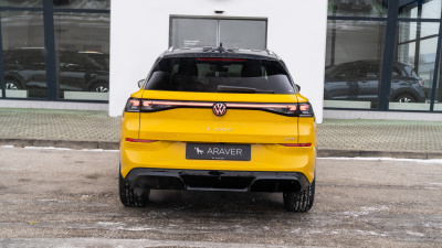 VW T-Roc 1.5 eTSI R-Line (pohľad do interiéru)