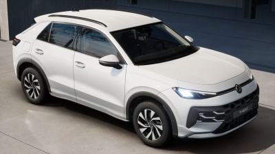 VW T-Roc 1.5 eTSI Trend (pohľad do interiéru)