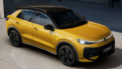 VW T-Roc 1.5 eTSI R-Line (pohľad do interiéru)